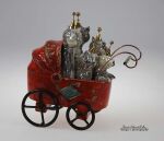 WÓZEK CZERWONY Z KOCIĄ RODZINĄ