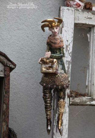 KATARYNIARZ ZE ZŁOTYM KOTEM