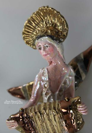 ANIOŁ  TURMALINOWY Z  HARMONIĄ