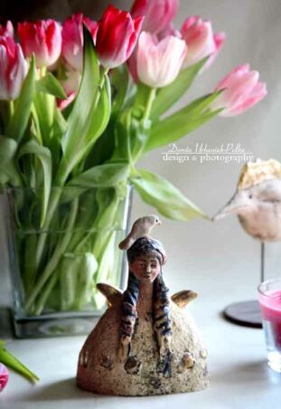 ANIOŁ SZAMOTOWY  Z PTASZKIEM