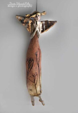 ANIOŁ O SKRZYDŁACH TURMALINOWYCH