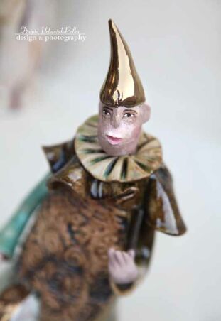 BĘBNIARZ BĘBNIĄCY NOCĄ