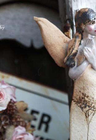 BOSONOGIE Z PORCELANOWĄ TWARZĄ