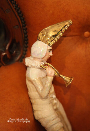 TRĄBITEK BUDYNIOWY - WYBITNIE ELEGANCKI