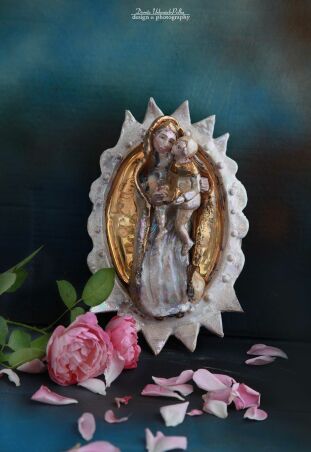 KAPLICZKA-KAFEL  MADONNA Z DZIECIĄTKIEM