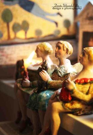 CHŁOPAK Z PROWINCJI Z SZARYM KOTEM