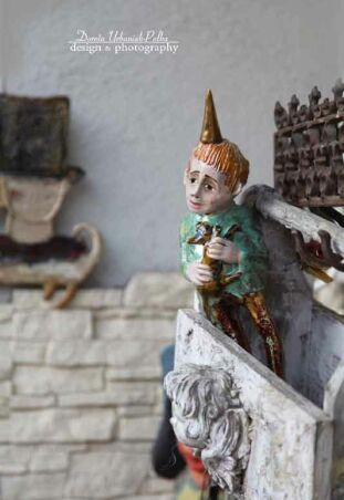 SEN TRZECI Z Z KAPRYŚNYM ŻÓŁTYM KOTEM