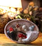 Z SERCEM W DŁONIACH