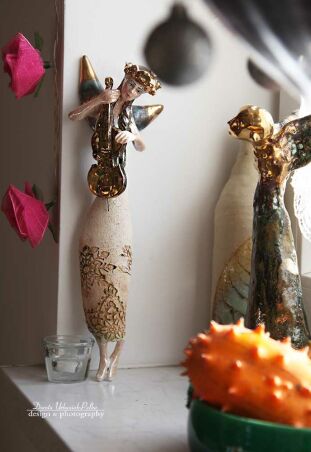 ANIOŁ TURMALINOWY ZE ZŁOTĄ ALTÓWKĄ