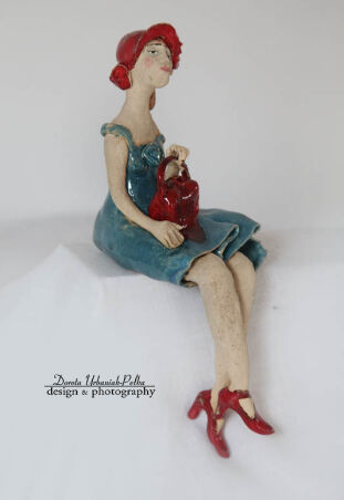 DITTA Z CZERWONĄ TOREBKĄ