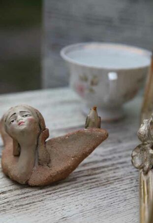 GŁÓWKA ANIELSKA Z PTASZKIEM