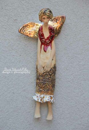 ZŁOTOSKRZYDŁY Z CZERWONYM KONTRAPUNKTEM