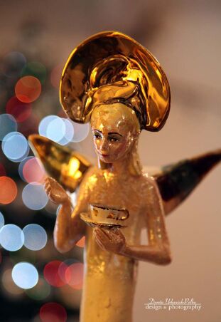 ANIOŁ TURMALINOWY Z MAŁĄ CZARNĄ