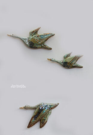 PTAK SZAMOTOWY SZKLIWIONY -  KOMPLET TRZECH SZTUK W LOCIE