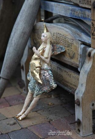 ANIOŁ TURMALINOWY ZE ZŁOTYM KSIĘŻYCEM