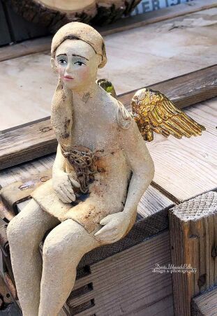 ZŁOTOSKRZYDŁY W MATACH 