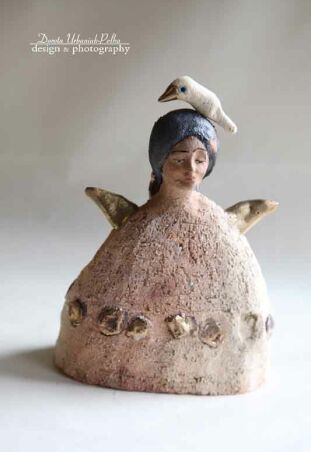 ANIOŁ SZAMOTOWY  Z PTASZKIEM