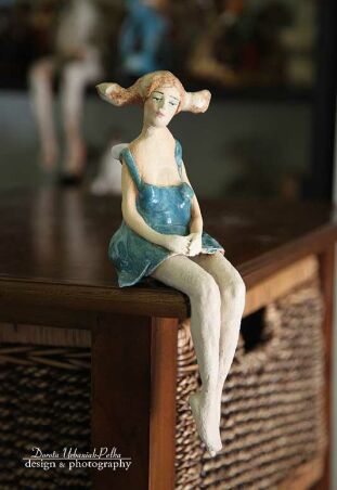 NIEBIESKA DZIEWCZYNA 