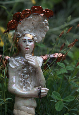 ANIOŁ  TURMALINOWY  Z KLATKĄ