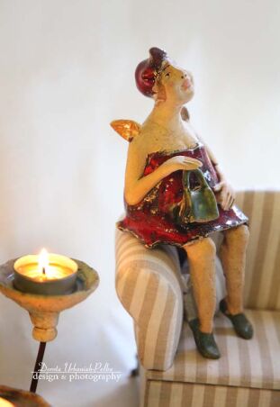 MAŁA FILO - POSTAĆ ANIOŁĄ