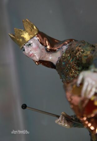 NIECH ŻYJE KRÓL - KRÓL ŻYJE