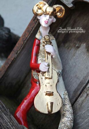  WIOLONCZELISTA EKSPRESYJNY