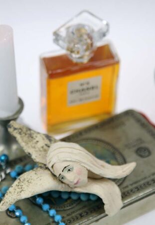 GŁÓWKA ANIELSKA POJEDYNCZA  NA ŚCIANĘ 