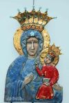 MADONNA W POŚWIACIE ŚWIEC 