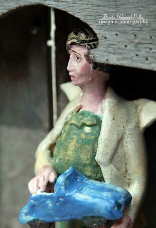 CHŁOPAK Z NIEBIESKIM SAMOCHODEM