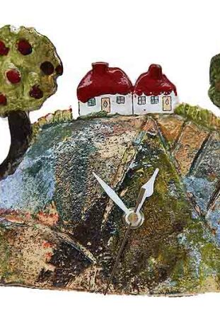 SIELSKA WIOSKA W SADZIE