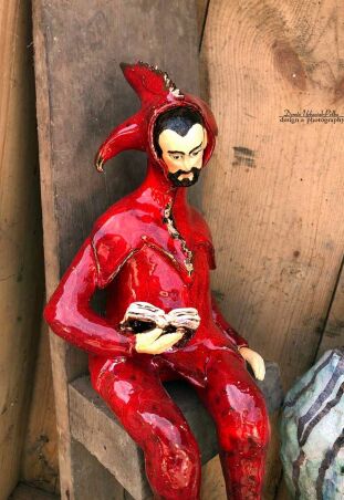 STAŃCZYK  CZYTAJĄCY