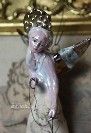 ANIOŁ  TURMALINOWY  Z KLATKĄ